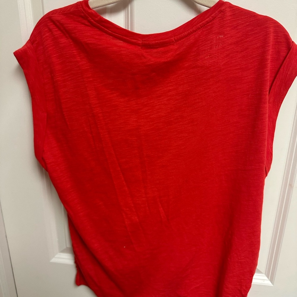Sanctuary Knotted Muscle Tee Cayenne Size Small - Picture 9 of 9